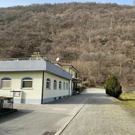 فندق Hotel Culmine Ardenno